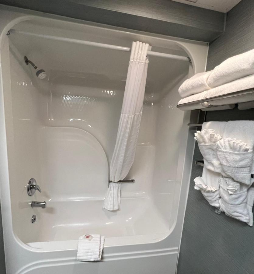 Comfort Inn רהובות' ביץ' מראה חיצוני תמונה